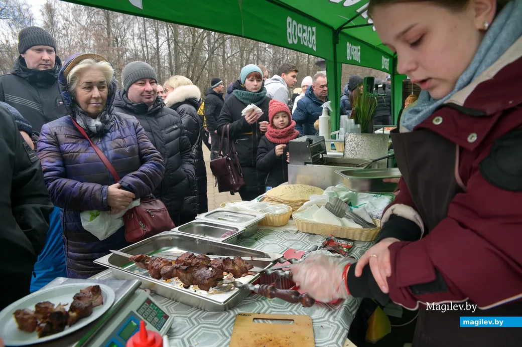 06.03.2022. Бобруйск. Театрализованный праздник «Масленица» в городском парке культуры и отдыха