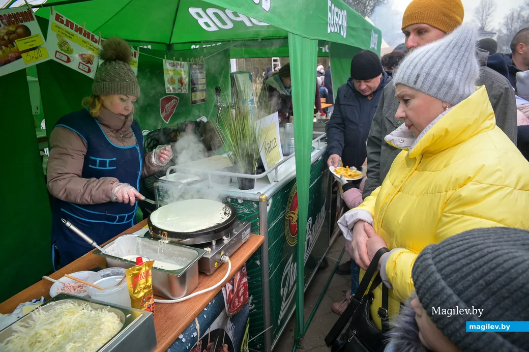 06.03.2022. Бобруйск. Театрализованный праздник «Масленица» в городском парке культуры и отдыха
