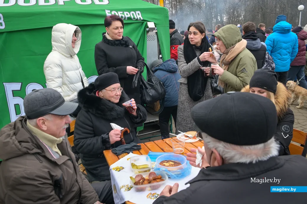 06.03.2022. Бобруйск. Театрализованный праздник «Масленица» в городском парке культуры и отдыха