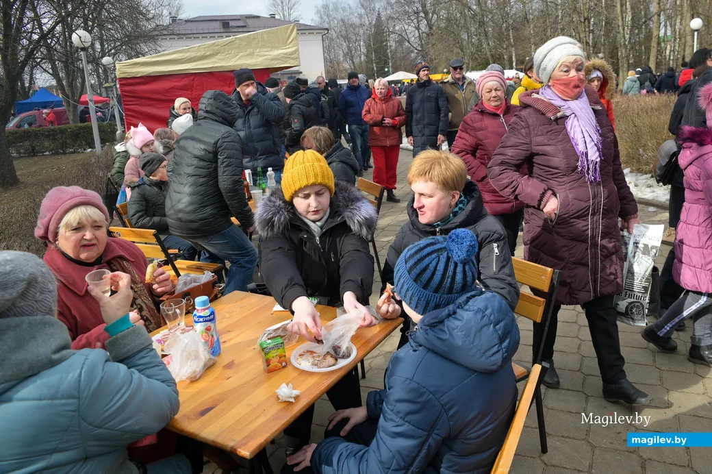 06.03.2022. Бобруйск. Театрализованный праздник «Масленица» в городском парке культуры и отдыха