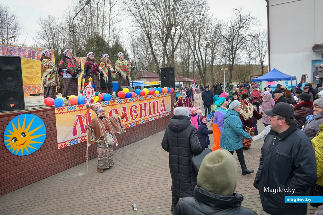 06.03.2022. Бобруйск. Театрализованный праздник «Масленица» в городском парке культуры и отдыха
