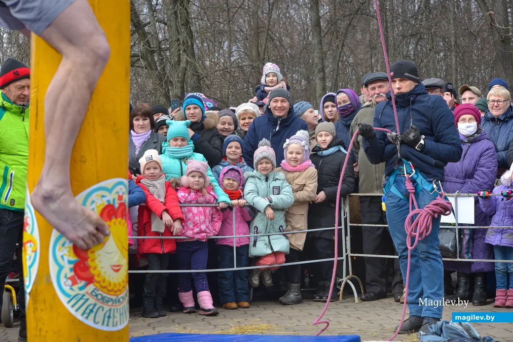 06.03.2022. Бобруйск. Театрализованный праздник «Масленица» в городском парке культуры и отдыха