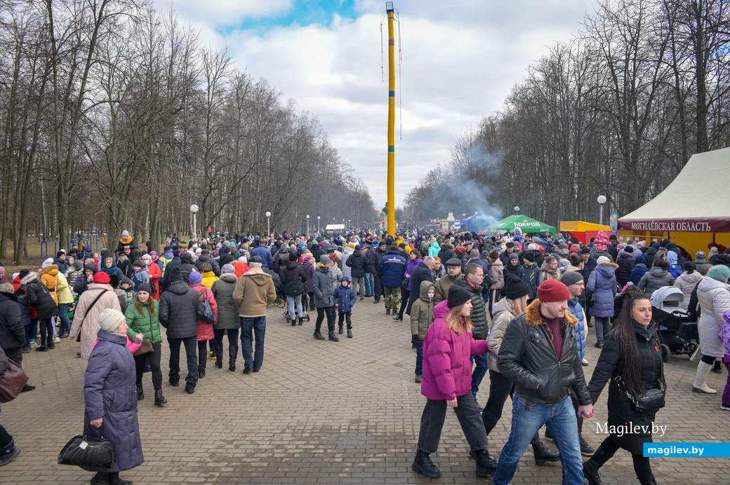 06.03.2022. Бобруйск. Театрализованный праздник «Масленица» в городском парке культуры и отдыха