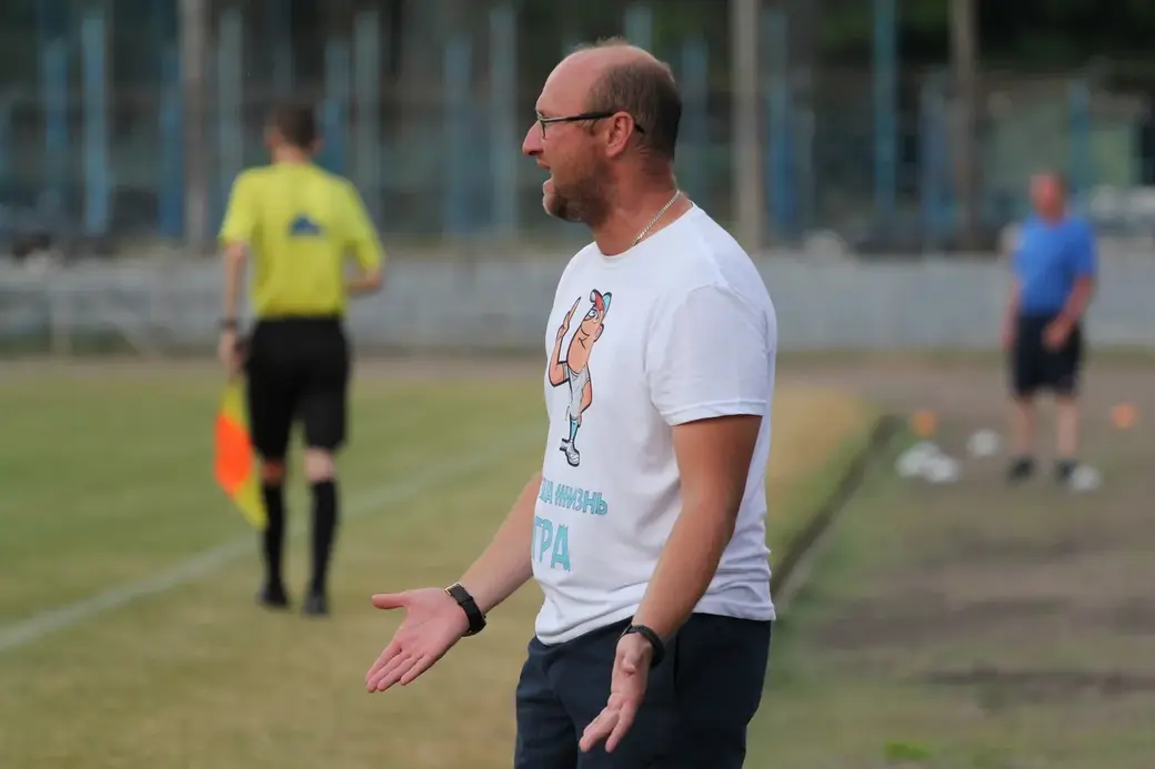 Главный тренер Днепра Евгений Молчан. Могилев. Фото: пресс-служба футбольного клуба