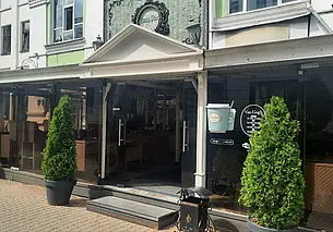 Кафе-бистро «Ван Гог» в центре Могилева: обед за 10 рублей, с компотом, но без первого и десерта