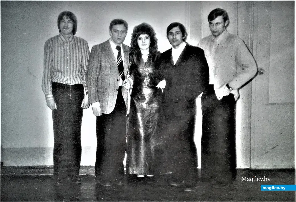 Слева направо: Морозов, Полевиков, Ложечникова, Быков... ММИ, 1970-е годы.