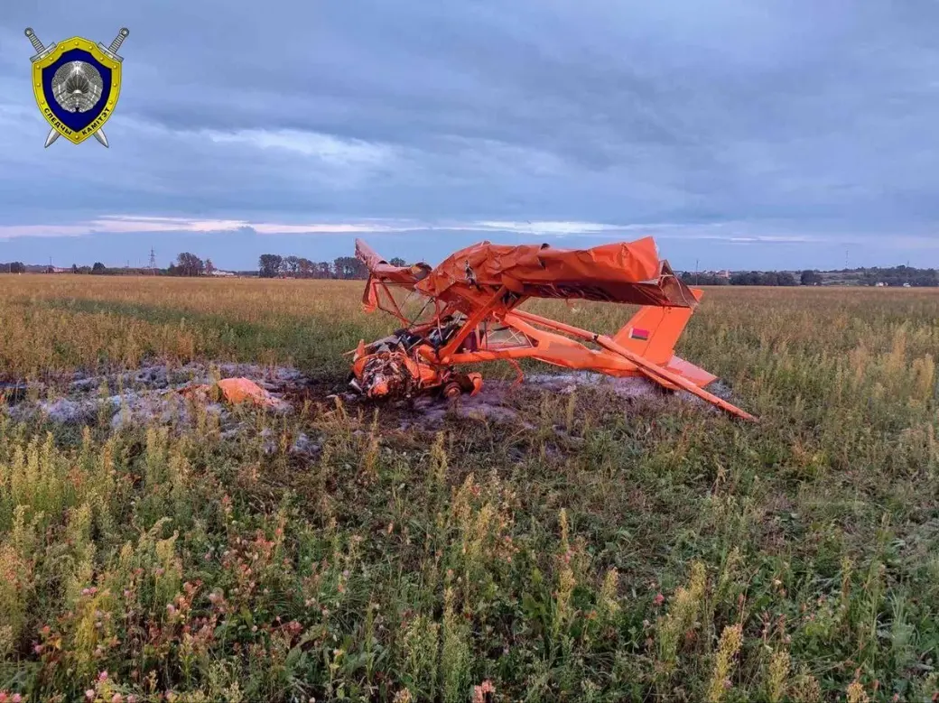 13 августа 2022 года. В Слонимском районе упал легкомоторный самолет. Фото: СК.