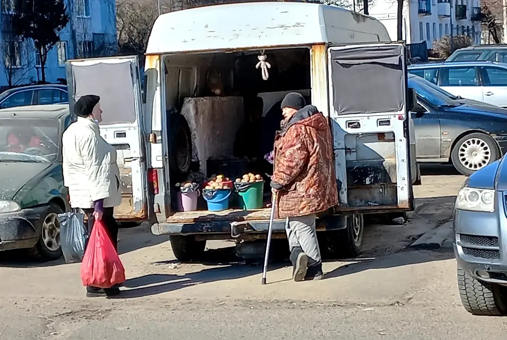 16.03.2022г. Могилев, Рабочий поселок. «По пять, но очень большие!!!»