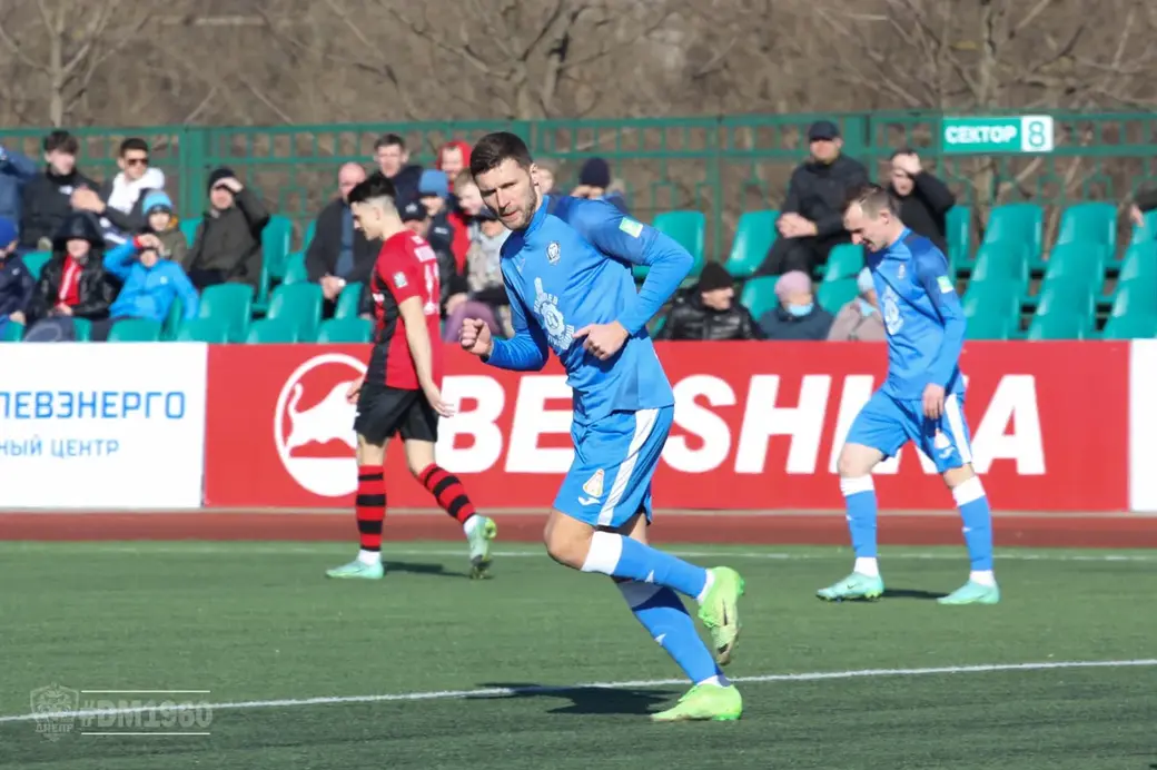 Первый матч Высшей лиги могилевский «Днепр» провел в Бобруйске. 20.03.2022