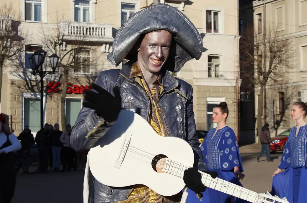 21.03.2022 год. Открытие Международного молодежного театрального форума «M@rt-контакт».