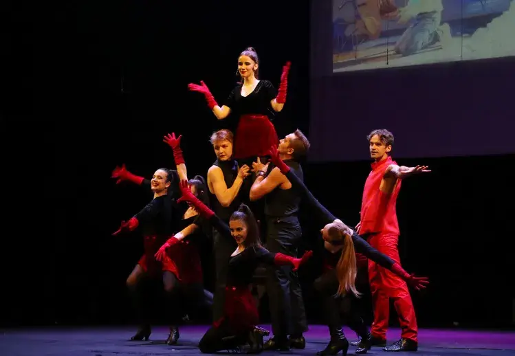 Торжественная церемония закрытия фестиваля.