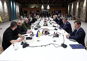 В Стамбуле завершился первый день переговоров Украины и России