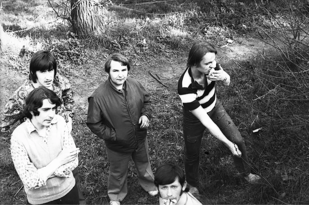 Кстати, спустившись из расположенного в «верхнем» городе «Байконура», ты попадал в долину реки Дубровенки, где атмосфера тоже была еще та...