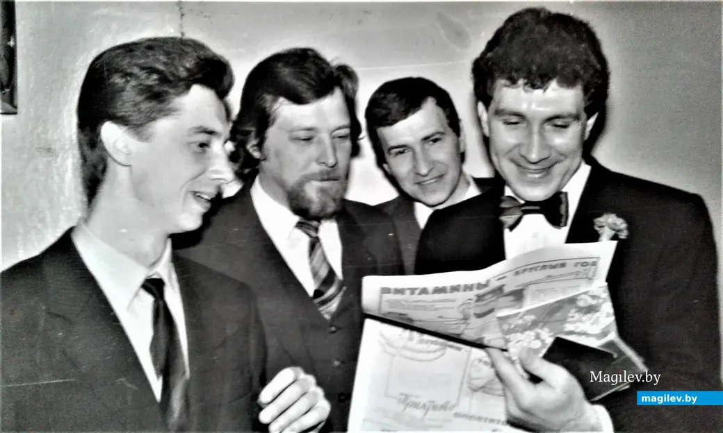 1980-е годы, Могилев. Володя Кутузов (второй слева) с друзьями.