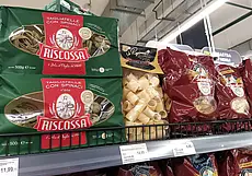 Какие товары из Евросоюза еще продают в Могилеве. Изучили полки одного из супермаркетов города