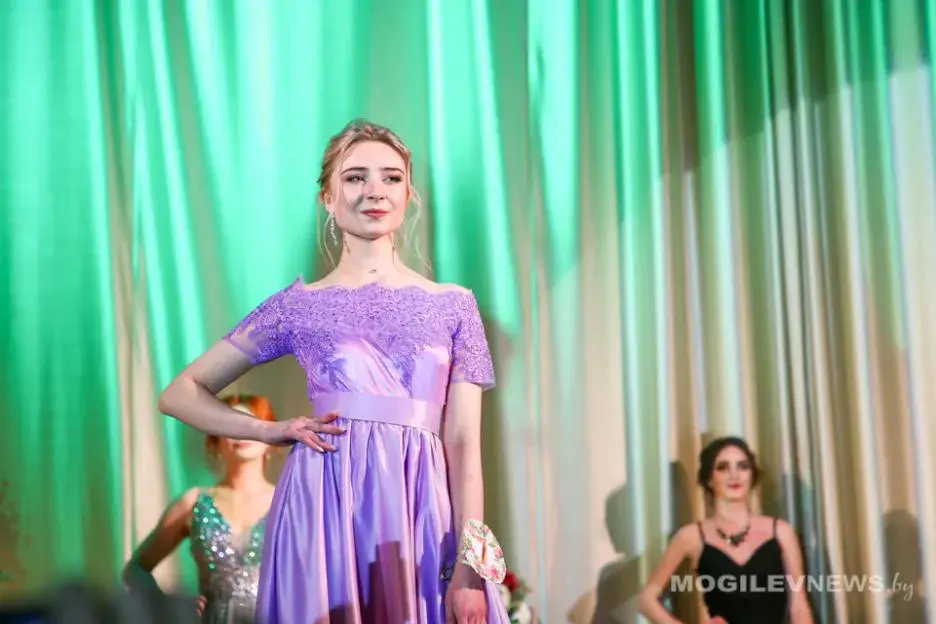 Конкурс красоты и грации прошел в институте МВД. Фото: Мариам Табогари, mogilevnews.by