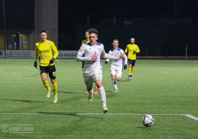 Солигорский «Шахтер» у себя дома разгромил могилевский «Днепр»