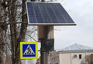 На пешеходных переходах в Могилеве устанавливают светофоры на солнечных батареях