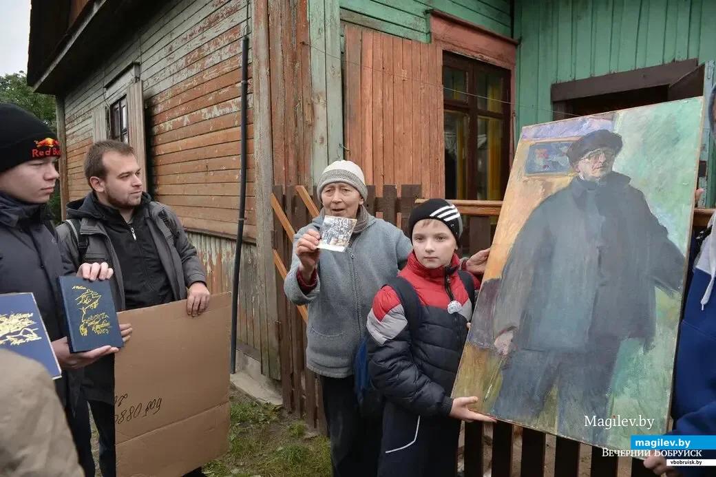 Ул. Бахарова, 44. Здесь родился бобруйский писатель и художник Абрам Рабкин, а позже в одной из
