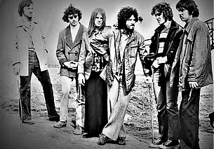 Однажды в Могилеве. Попугай осыпался через три месяца, или Мода в эпоху тотального дефицита-2