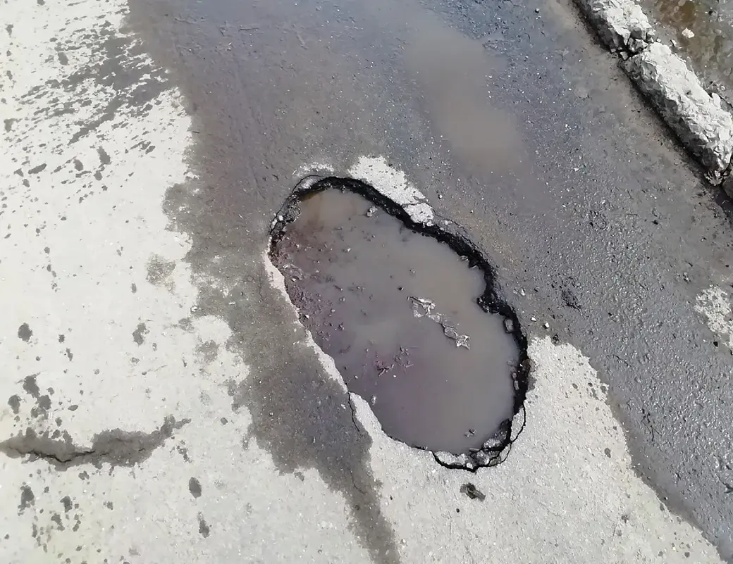 Состояние могилевских дорог. Бульвар Непокоренных. Фото сделано 11.04.2022