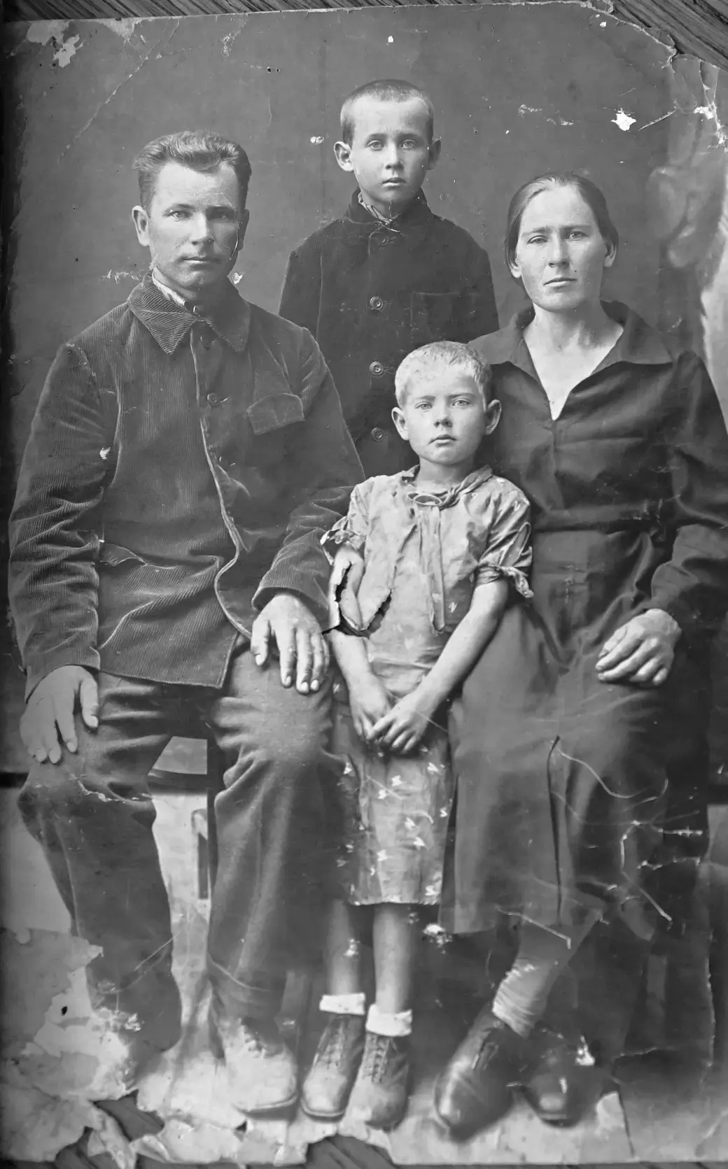 Дедушка героини Пригара Яков Пантелеевич 1897 года рождения, бабушка Надежда Иосифовна