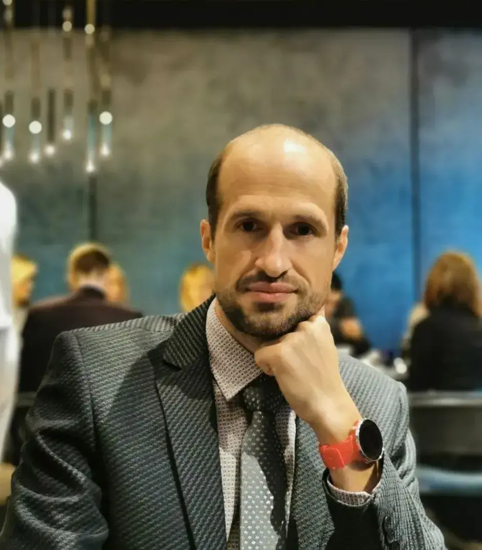 Юрась Каласоўскі. Куды бяжыць настаўнік беларускай мовы? Фота з архіву героя матэрыяла