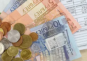 Работаешь в Польше – «тунеядец». Разбираемся с новой оплатой коммуналки