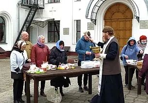 Освящение пасхальной снеди началось в храмах Могилева