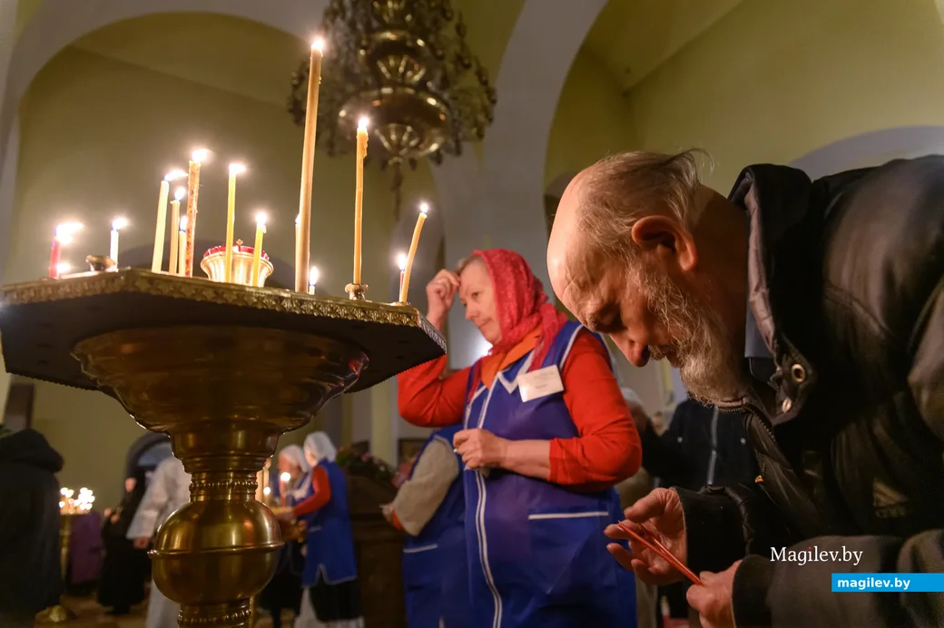 23.04.2022. Бобруйск. Пасхальная заутреня и Божественная литургия в кафедральном