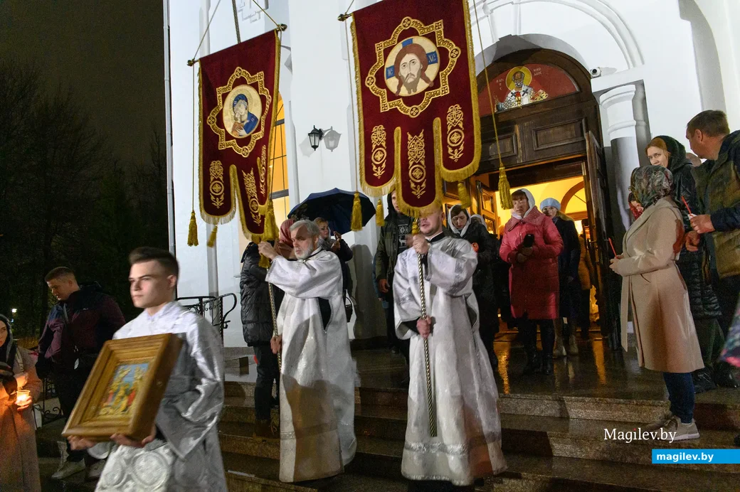 23.04.2022. Бобруйск. Пасхальная заутреня и Божественная литургия в кафедральном