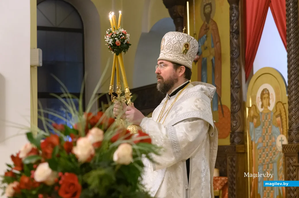 24.04.2022. Бобруйск. Пасхальная заутреня и Божественная литургия в кафедральном