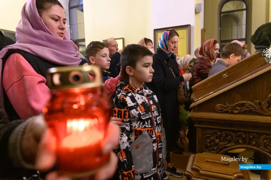 24.04.2022. Бобруйск. Пасхальная заутреня и Божественная литургия в кафедральном