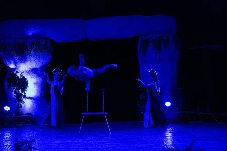 24.04.2022 г. Артисты цирка-шапито Sirius дают представление в Могилеве