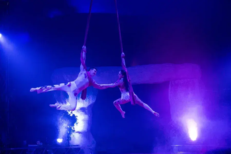 24.04.2022 г. Артисты цирка-шапито Sirius дают представление в Могилеве