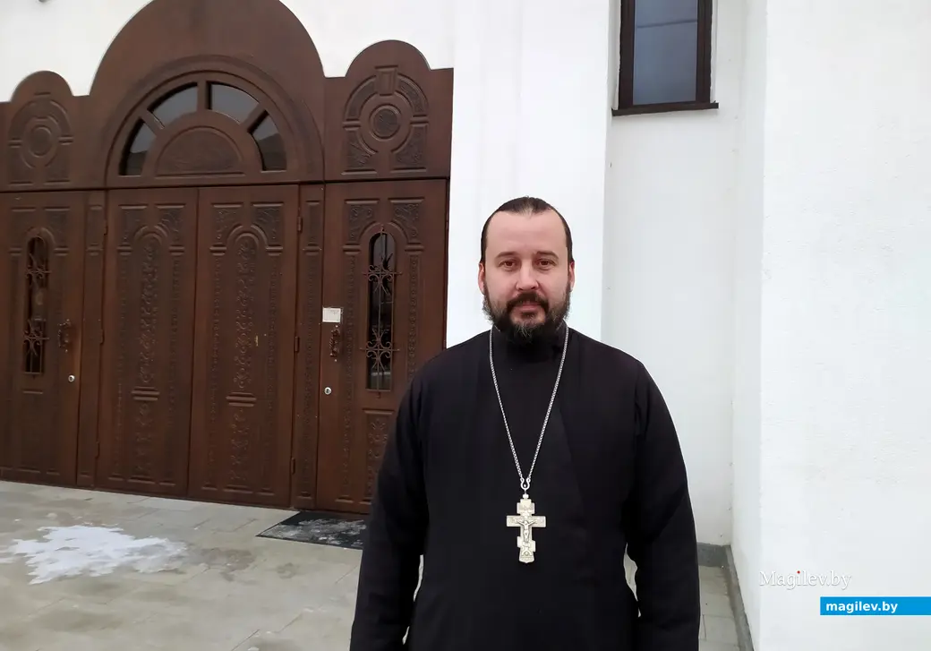 Иерей Спасо-Преображенского собора г.Могилева Виктор Никишов.