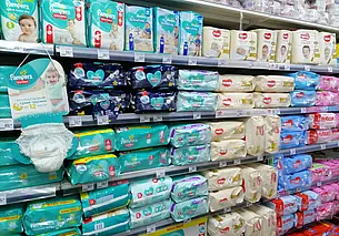 «Раньше акции были «везде и на все». Как сегодня мамы выбирают памперсы для детей