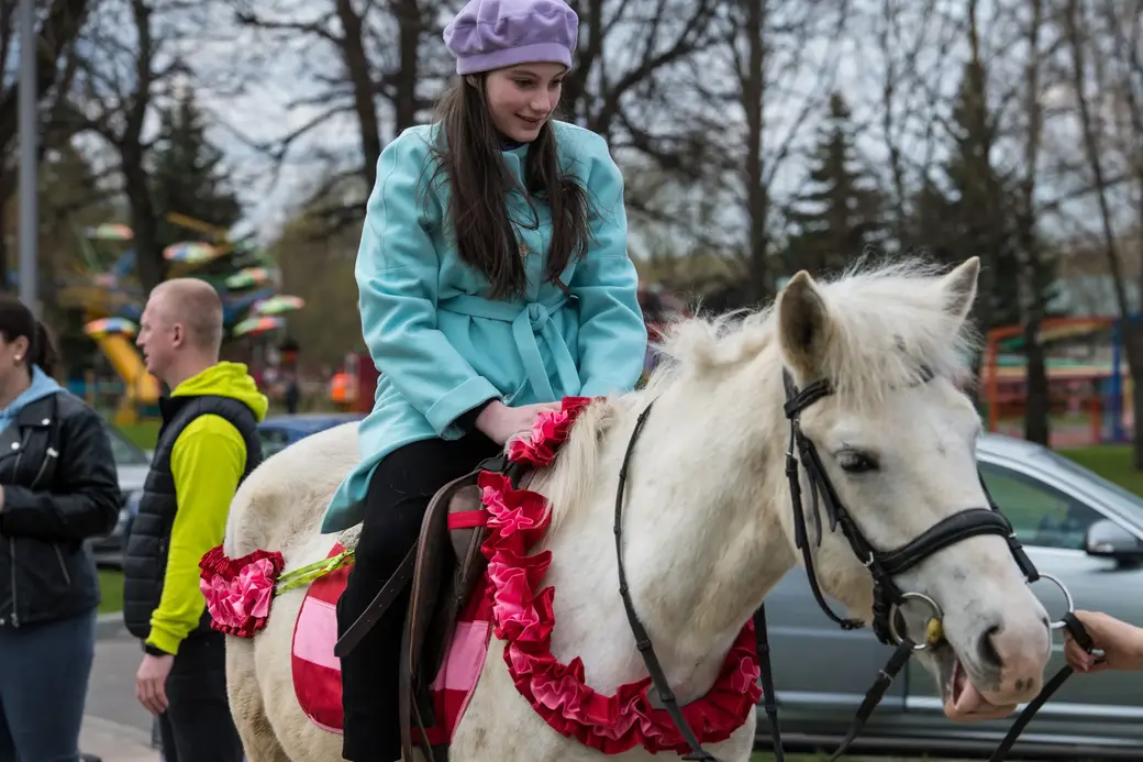 Принцесса на белом коне. 1 мая 2022 г., Могилев