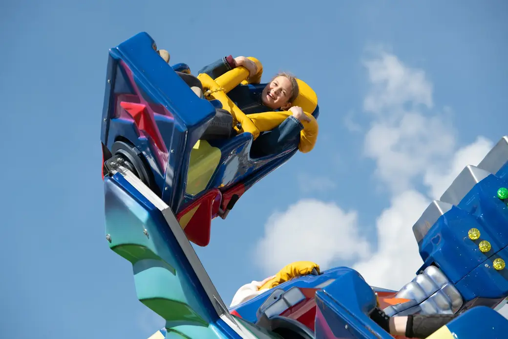 Все выше, и выше, и выше! Парк аттракционов. 1 мая 2022 г., Могилев