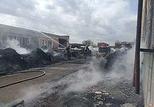 В Могилеве горели отходы из резины на территории ООО «Донотон»