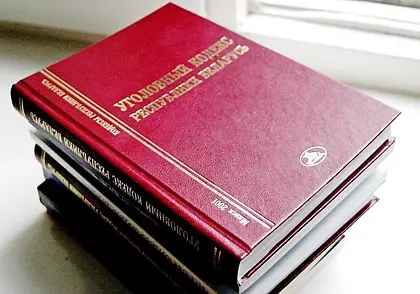 Могилевчанин продал чужой автомобиль. Деньги владельцу не отдал – потратил