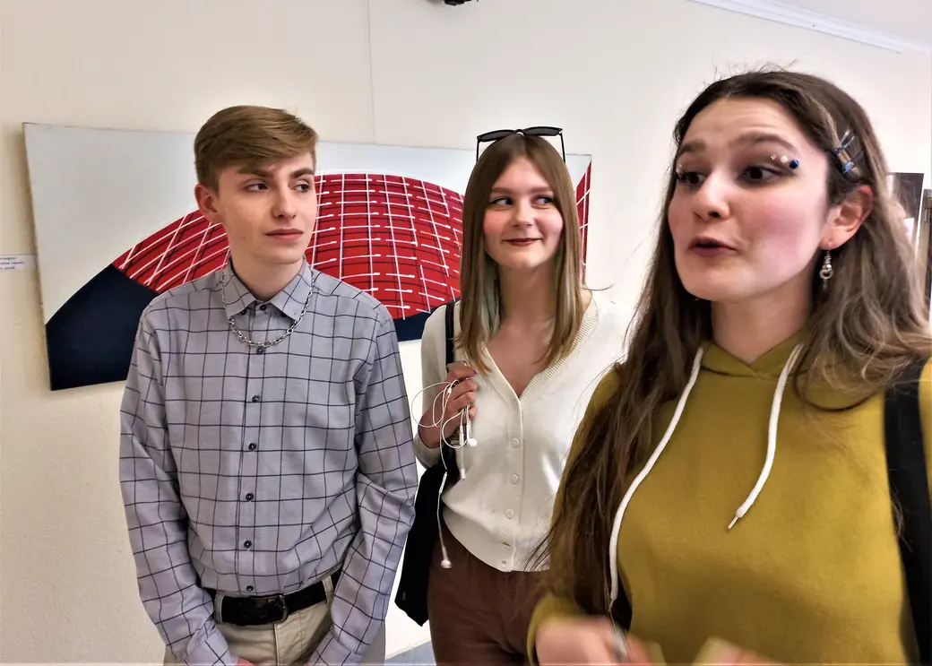 Арт-проект Ленины Сиваковой и Юрия Нестерука «Камунiкацыi». Выставочный зал музея истории Могилева, 5 мая 2022 года.