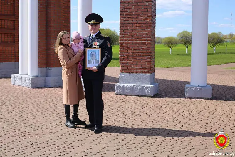 Егор Кундиков с семьей