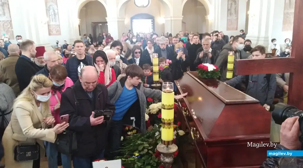 7 мая 2022 года. У Мінску развітваюцца са Станіславам Шушкевічам.