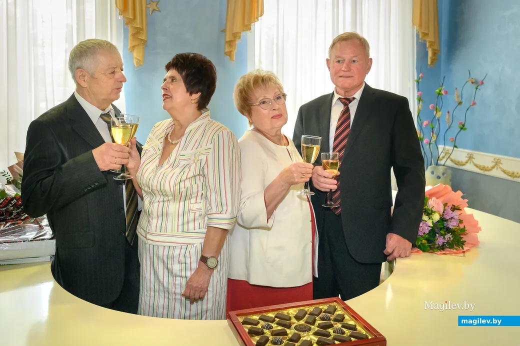 14.05.2022. Бобруйск. Чествование "золотых" молодоженов, вместе проживших 50 лет в отделе ЗАГС