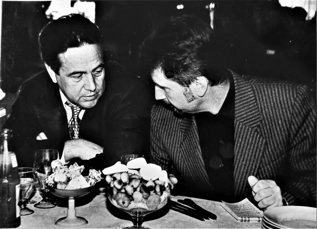 Ренат Ибрагимов и автор этого материала в ресторане гостиницы «Могилев», 1998 год.