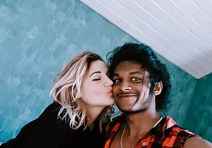 «В быту мы два пофигиста…» Семейные правила могилевчанки и ланкийца