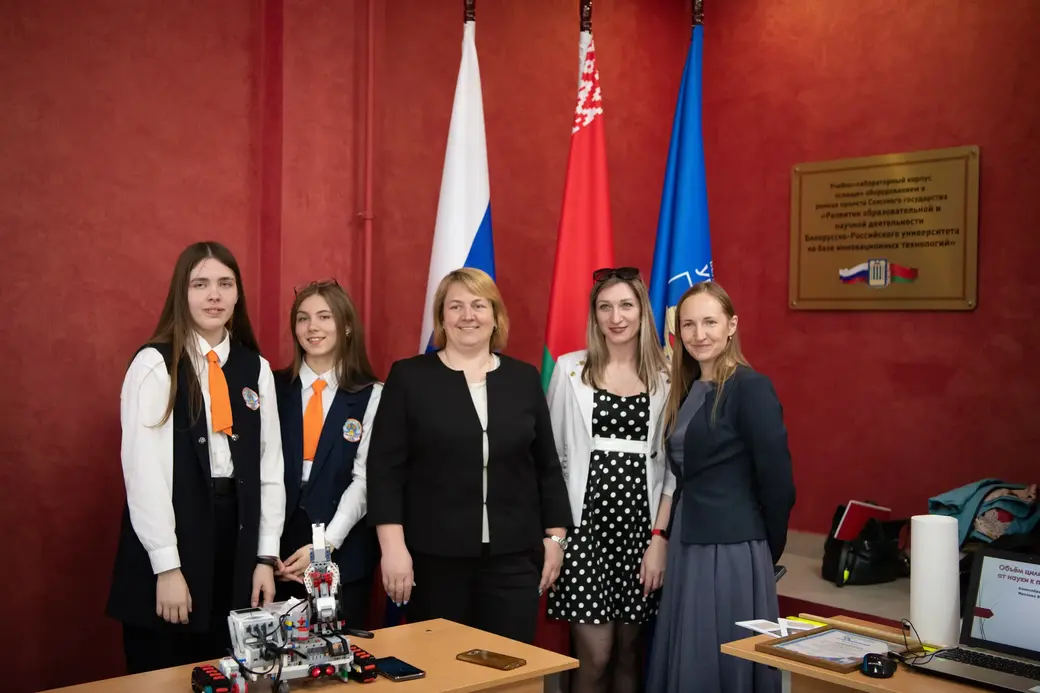 БРУ, Фестиваль науки. Выставка «Наука вчера и сегодня». Могилев, 19.05.2022 г.