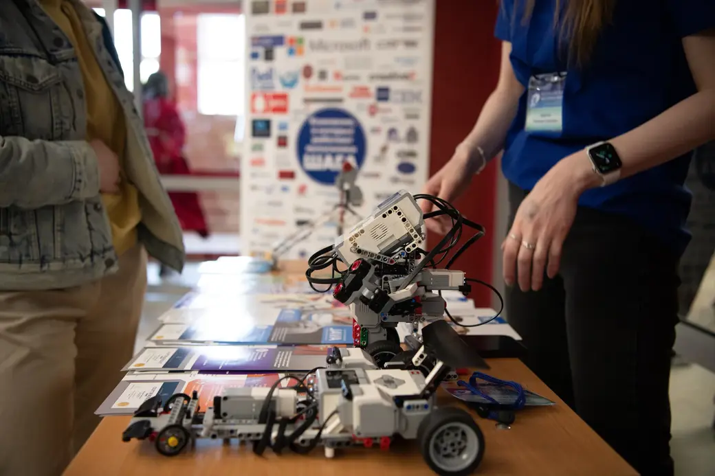 БРУ, Фестиваль науки. Выставка «Наука вчера и сегодня». Могилев, 19.05.2022 г.