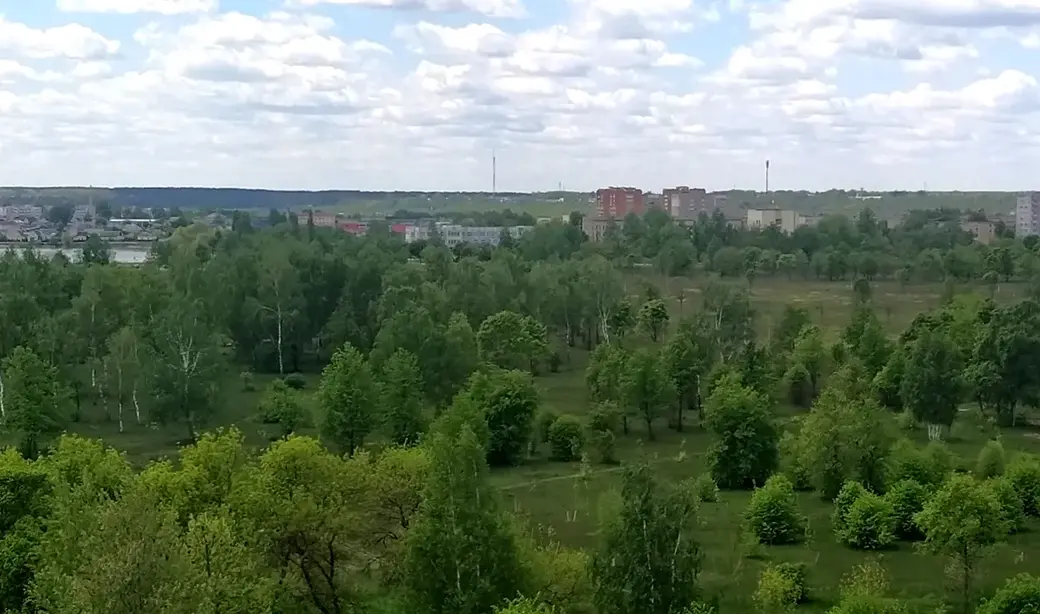 Парк имени 60-летия Октября. Здесь планируют уже в текущем году начать реализацию мероприятий по благоустройству. Могилев, май 2022 год.